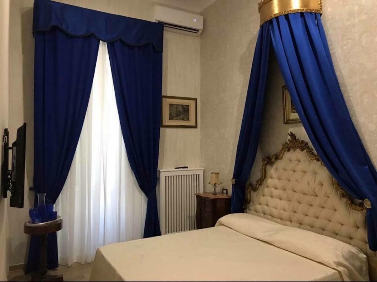 Royal Gismonda Bed and Breakfast Napoli Esterno foto