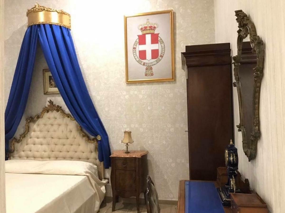 Royal Gismonda Bed and Breakfast Napoli Esterno foto